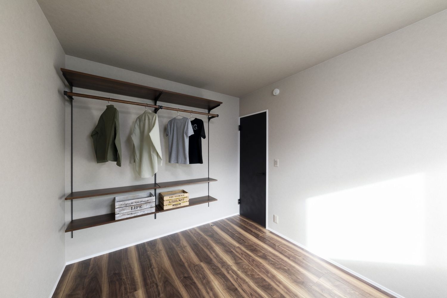 富山市西荒屋_洋室