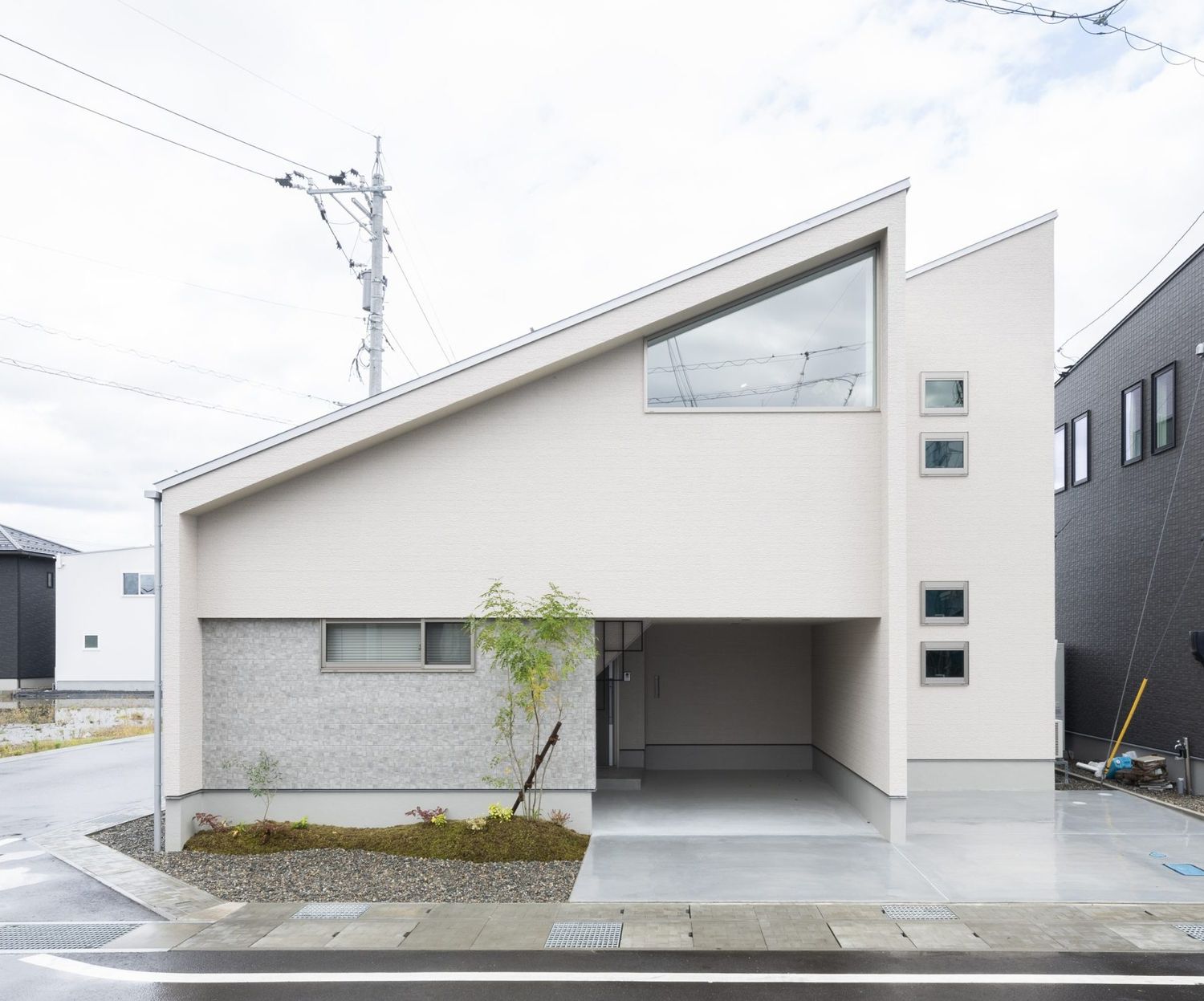 津幡町太田モデルV_外観