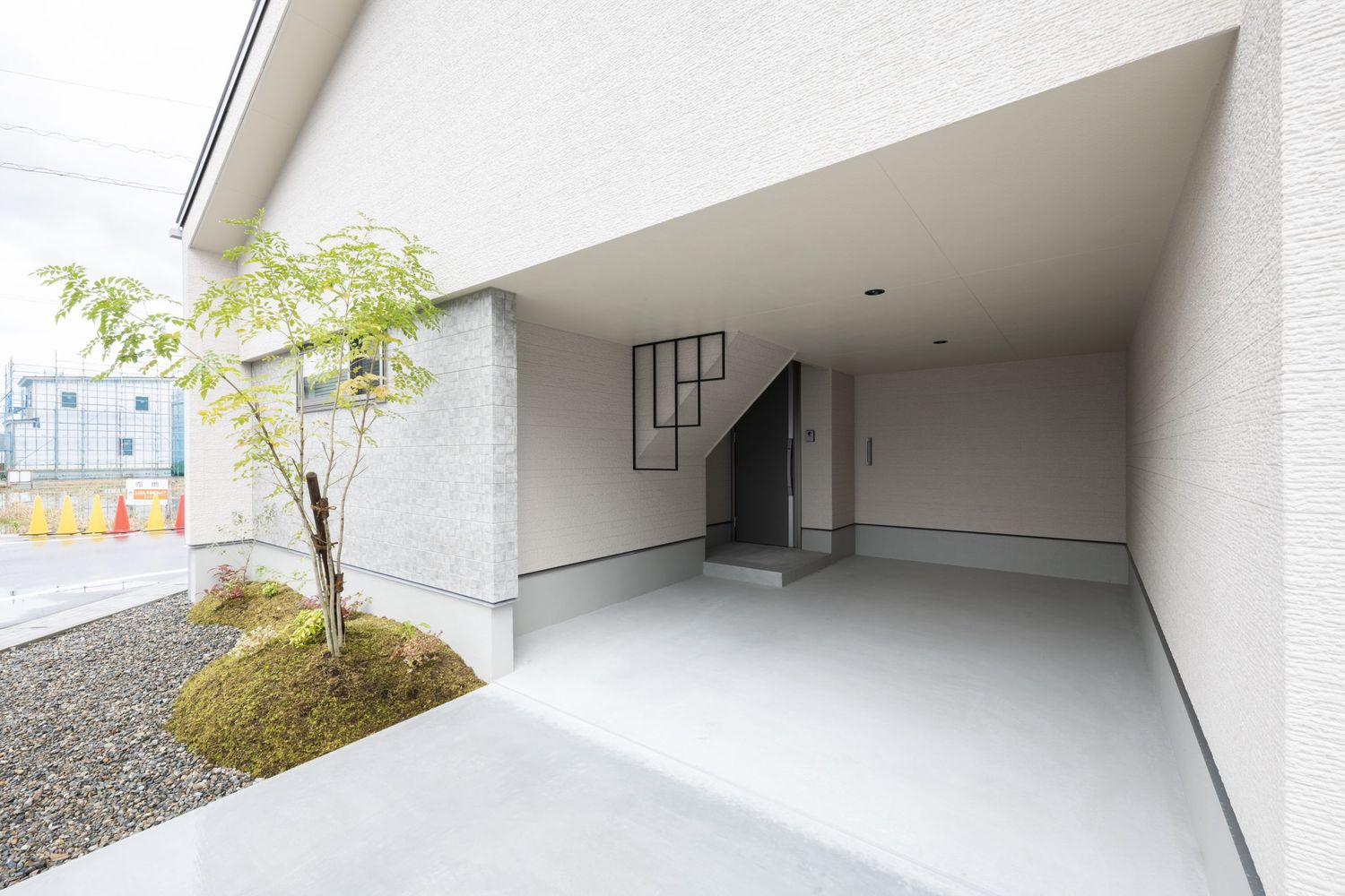 津幡町太田モデルV_ガレージ
