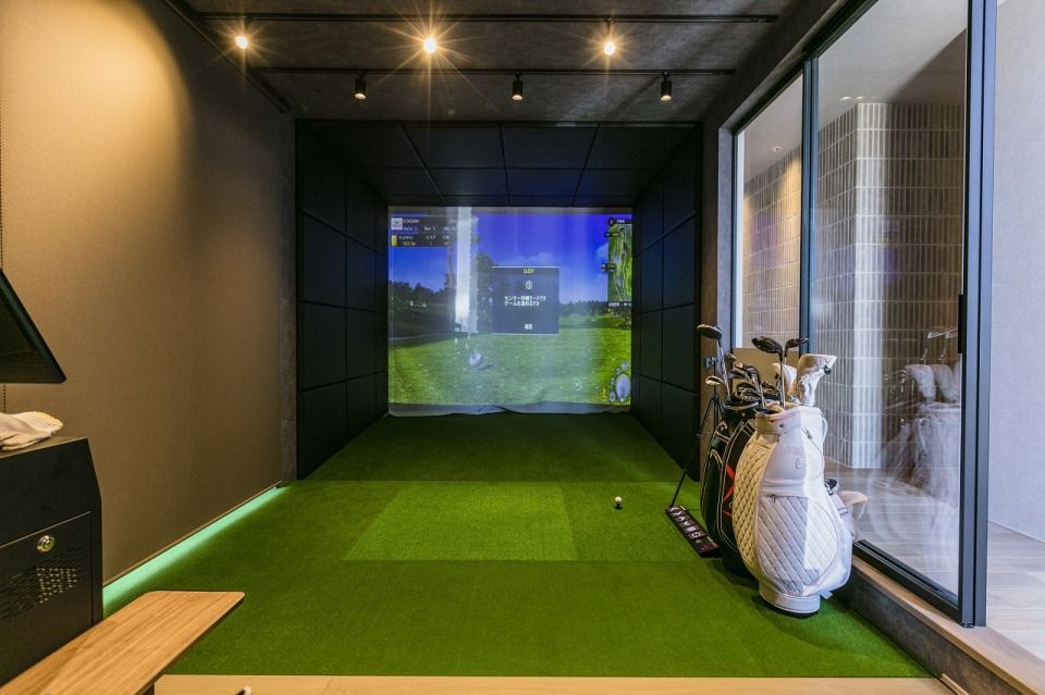 シャーウッド三島展示場_ゴルフシュミレーター室