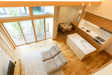 福井市松本モデルハウス_吹き抜け