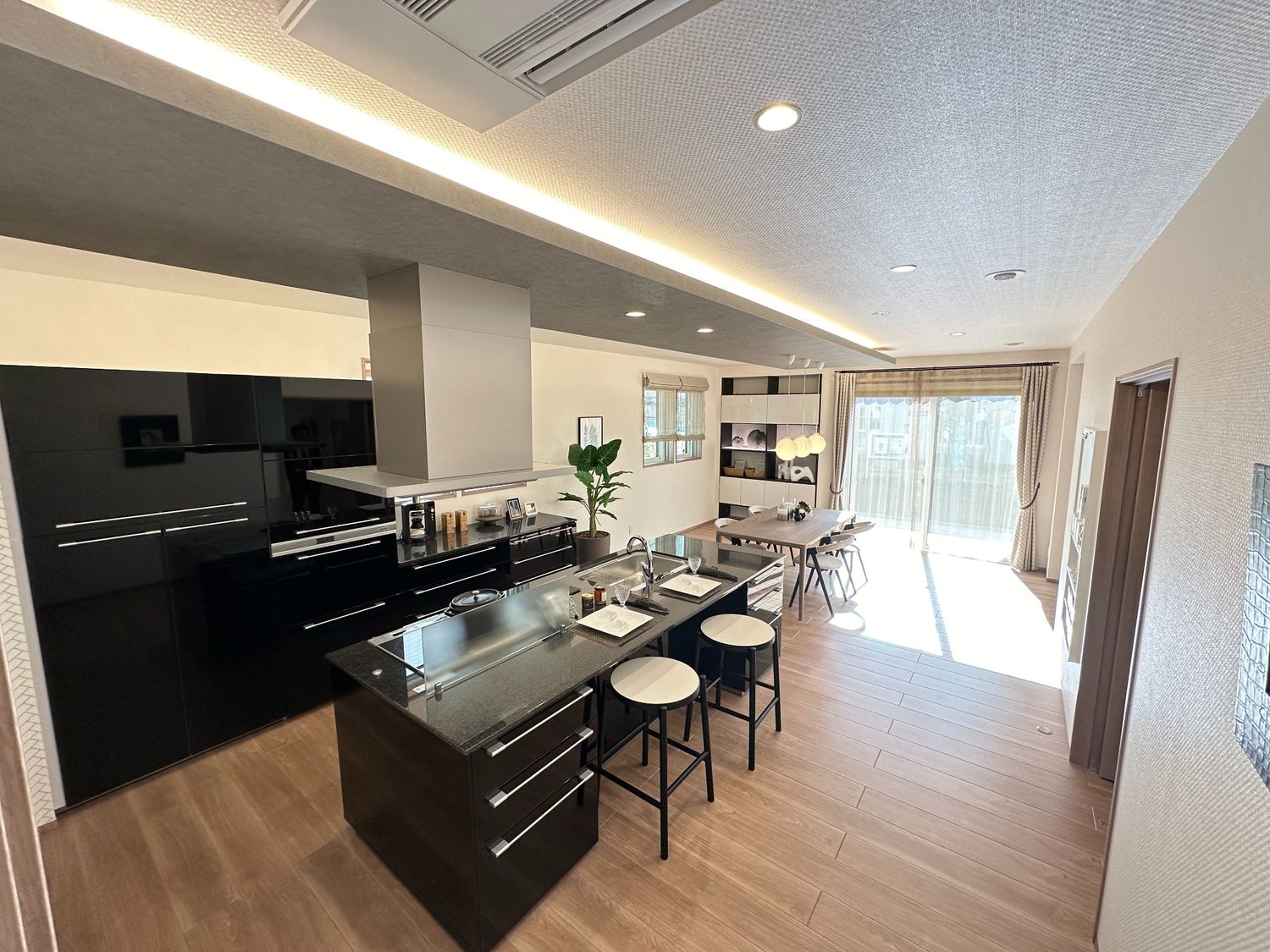 西尾グラン展示場_キッチン