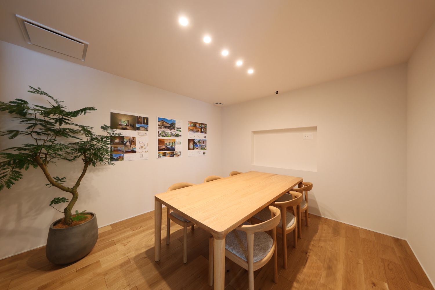イズ梅森Ⅰ展示場_洋室