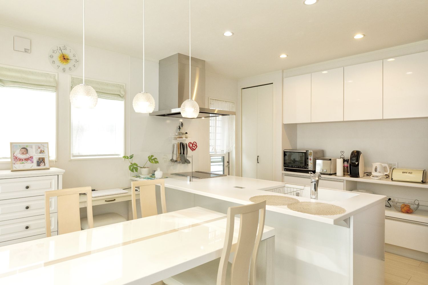 憧れの南仏の雰囲気を叶えた家_ダイニング