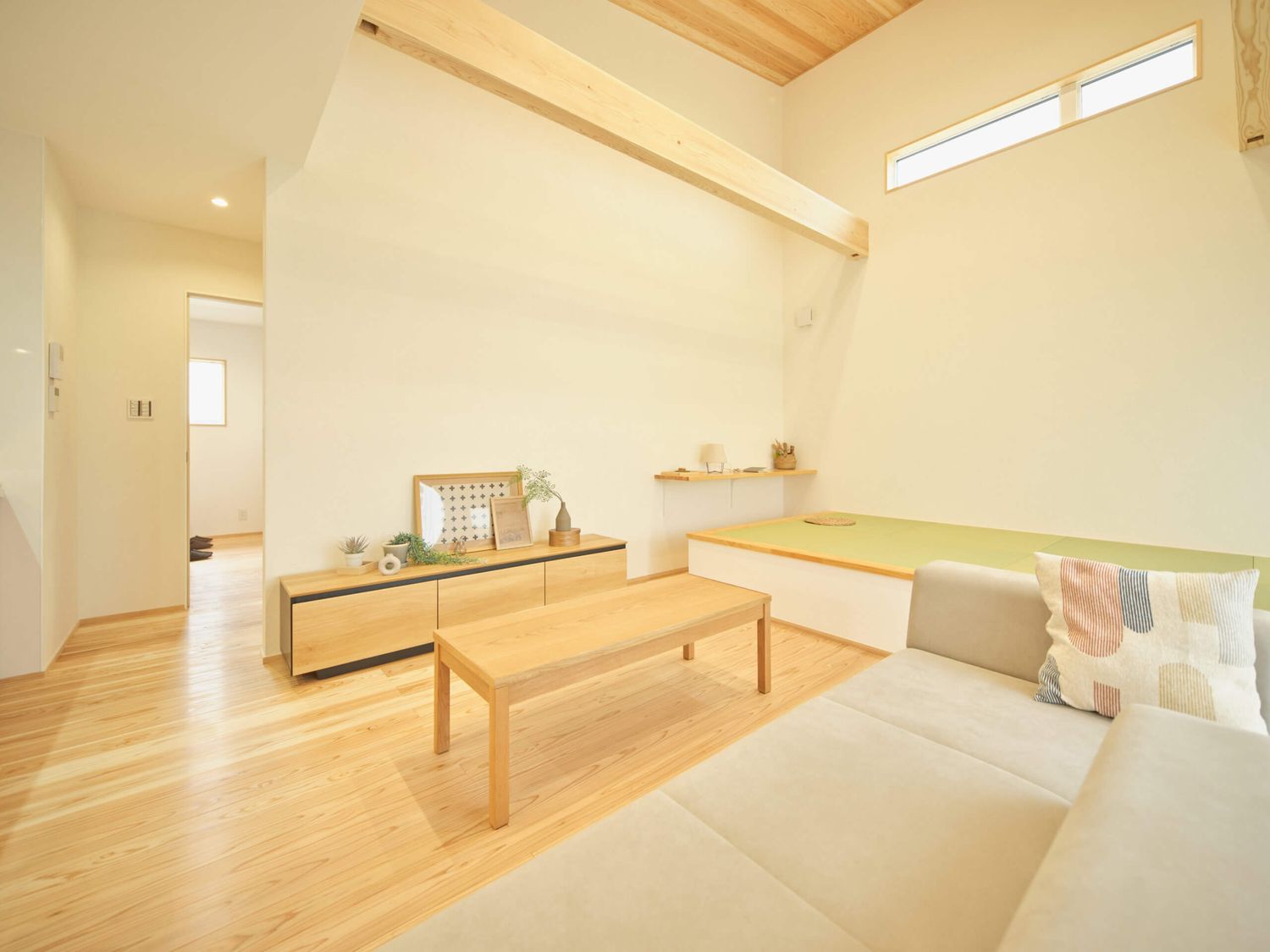 熊本八代松崎店_リビング