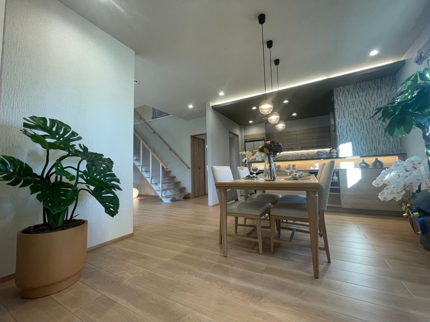 小牧展示場_ダイニング