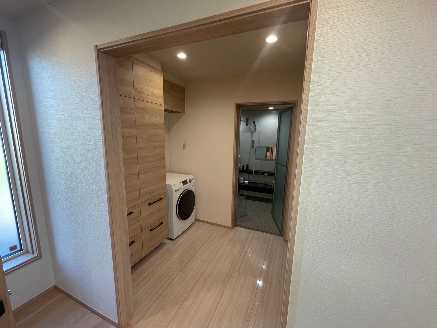 小牧展示場_ランドリー