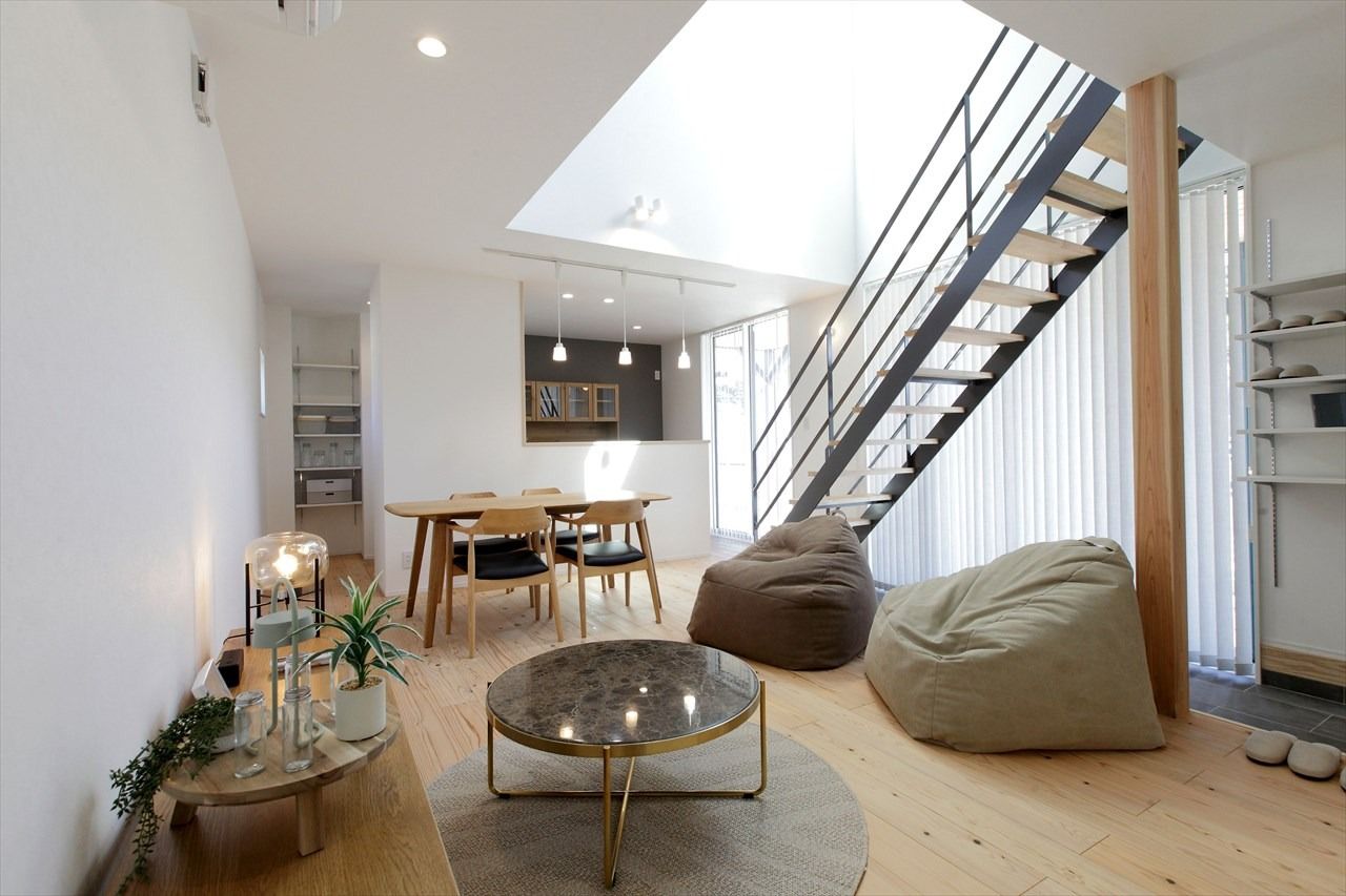 福岡糸島加布里店_リビング