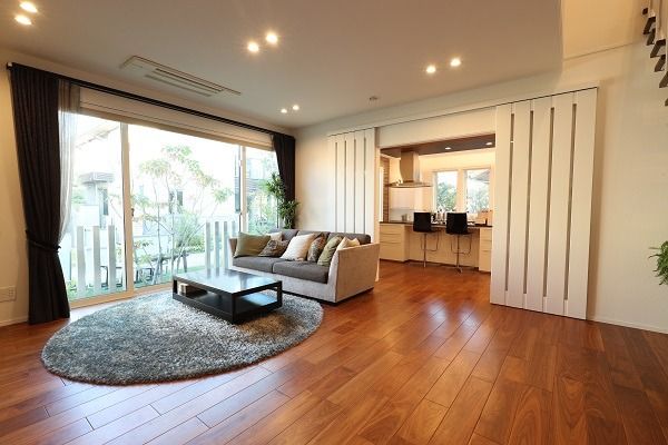 鈴鹿南展示場_リビング