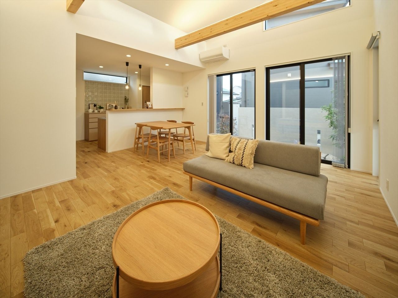 福岡朝倉筑前店_リビング