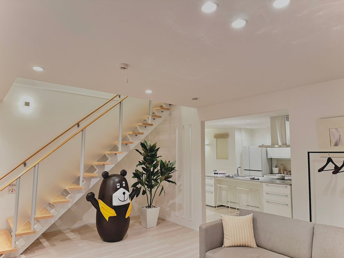 伊那東展示場_階段