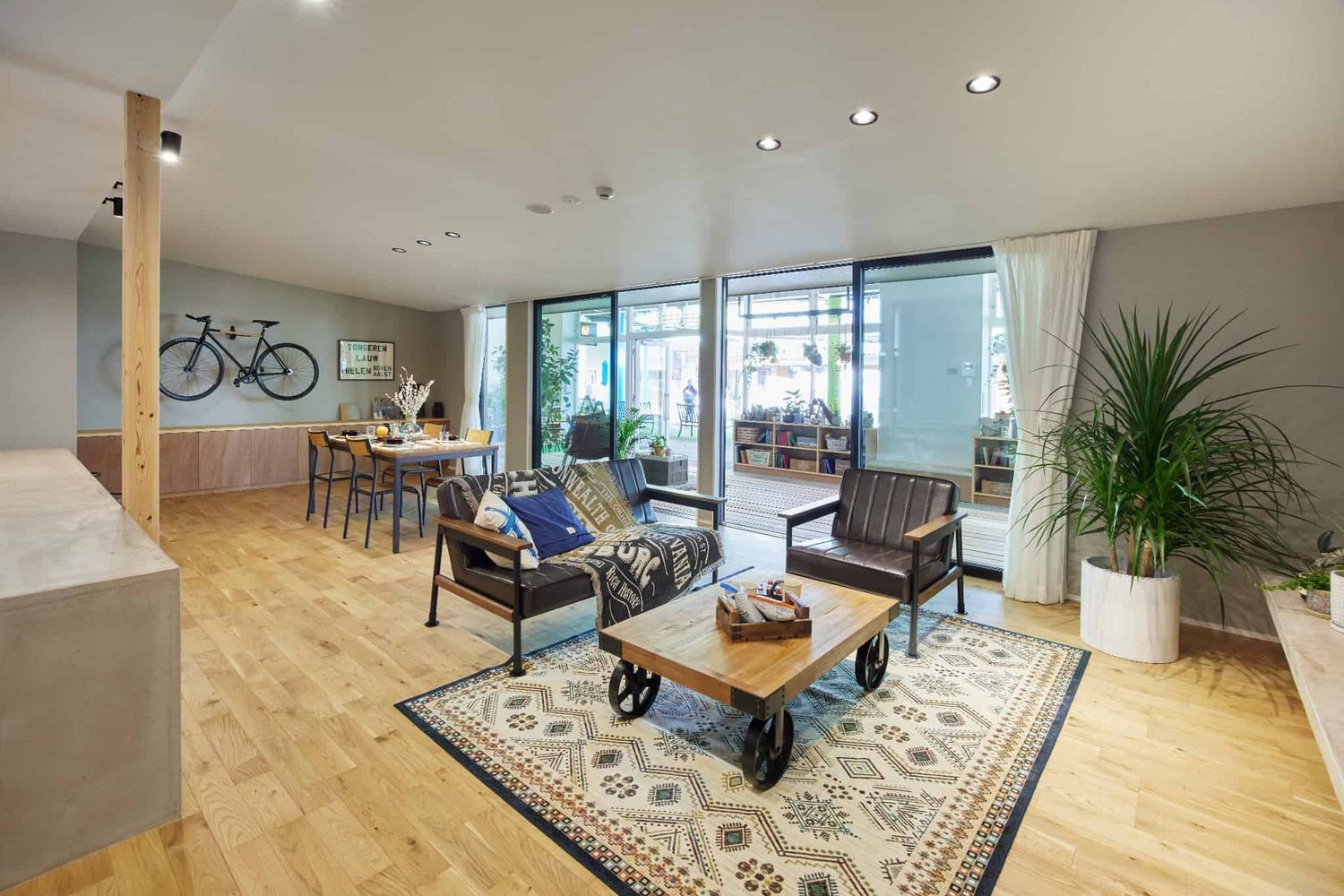 パークプレイス大分店_リビング