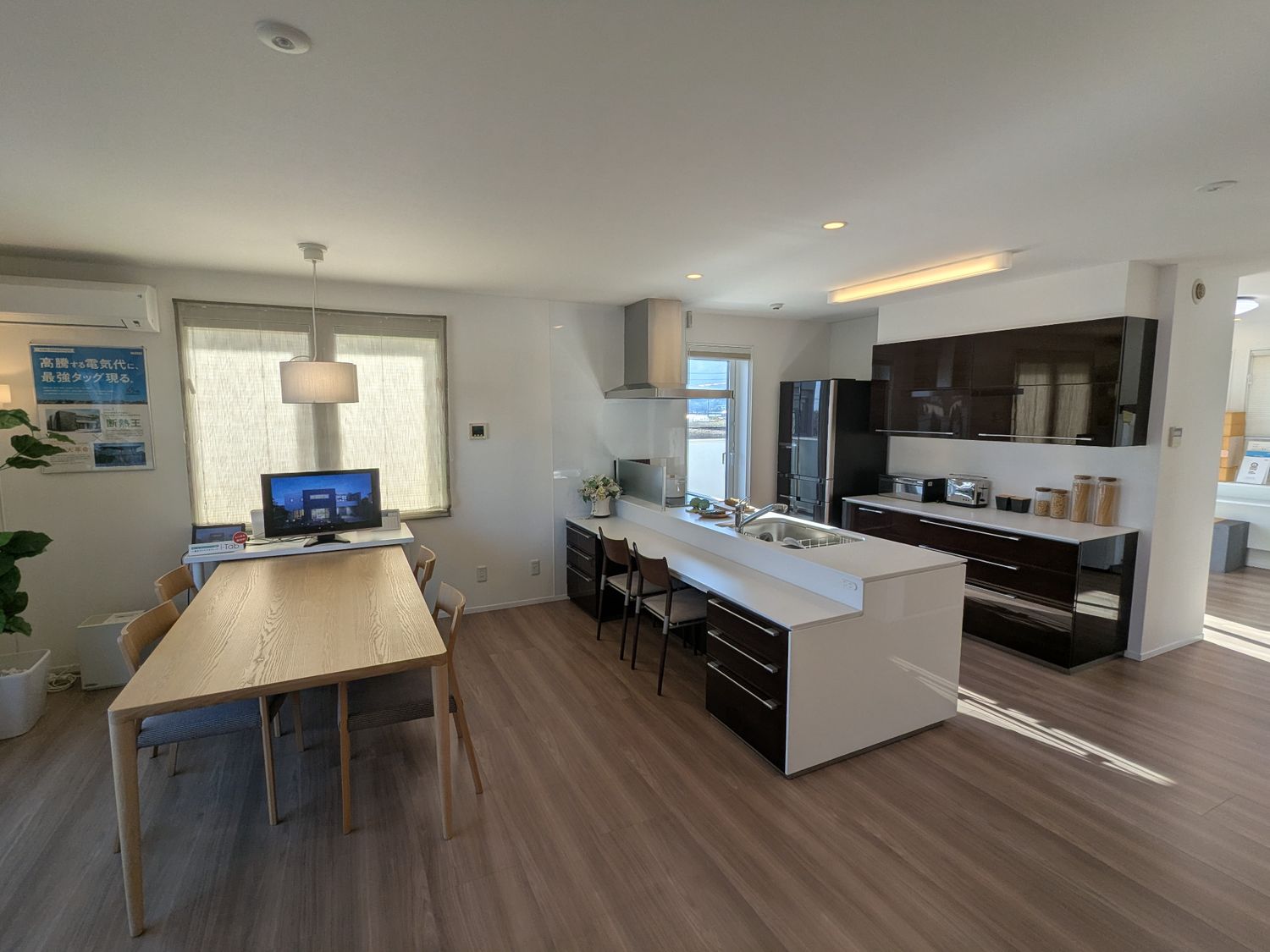 あづみの展示場_ダイニング