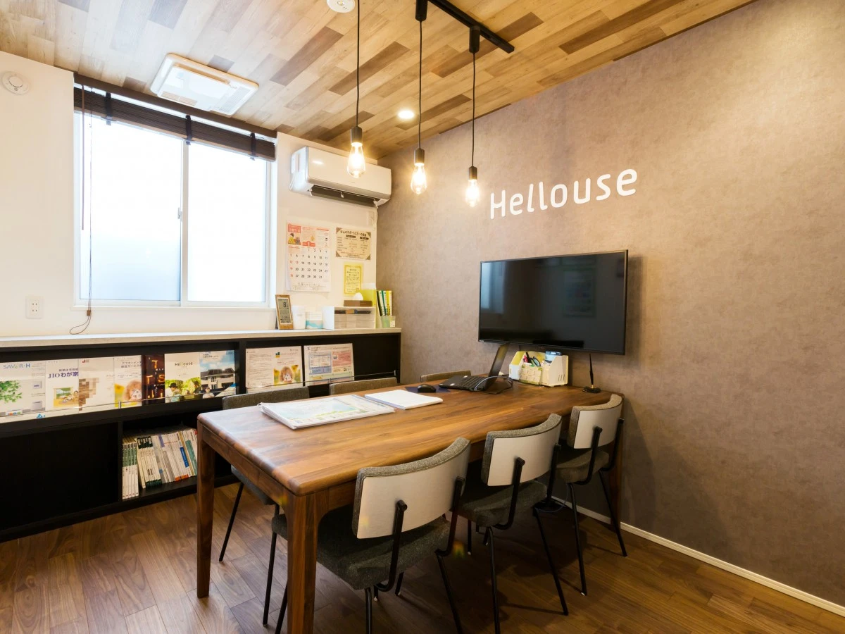 Hellouse_打ち合わせ室