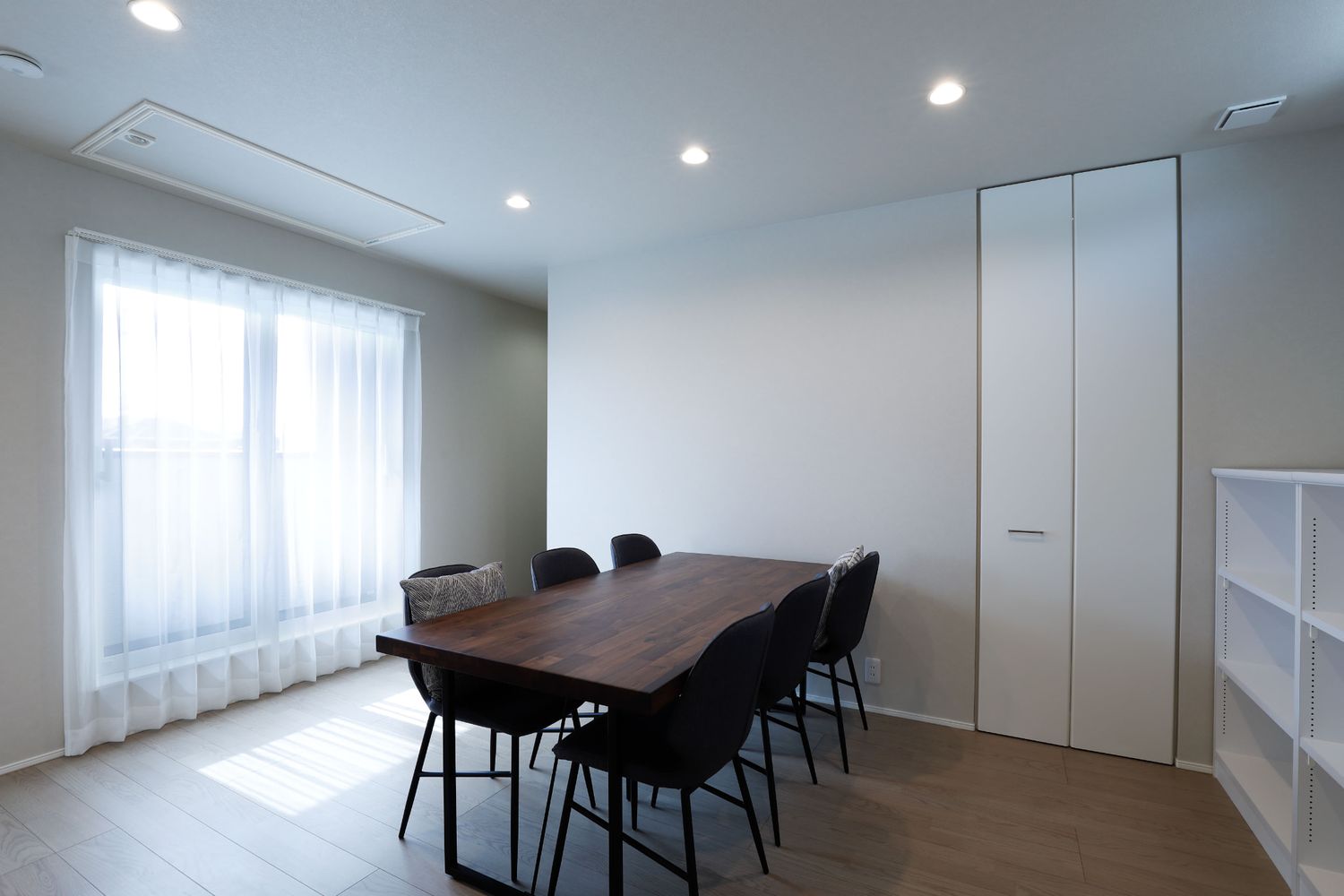 船橋市金杉モデルハウス_洋室