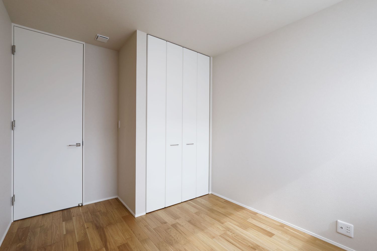 船橋市金杉モデルハウス_洋室