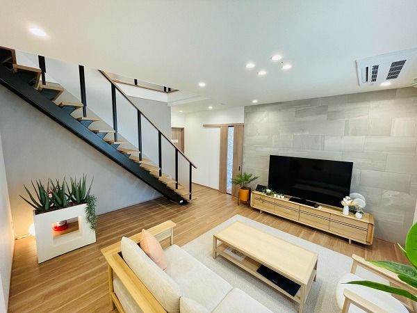 刈谷南展示場_リビング