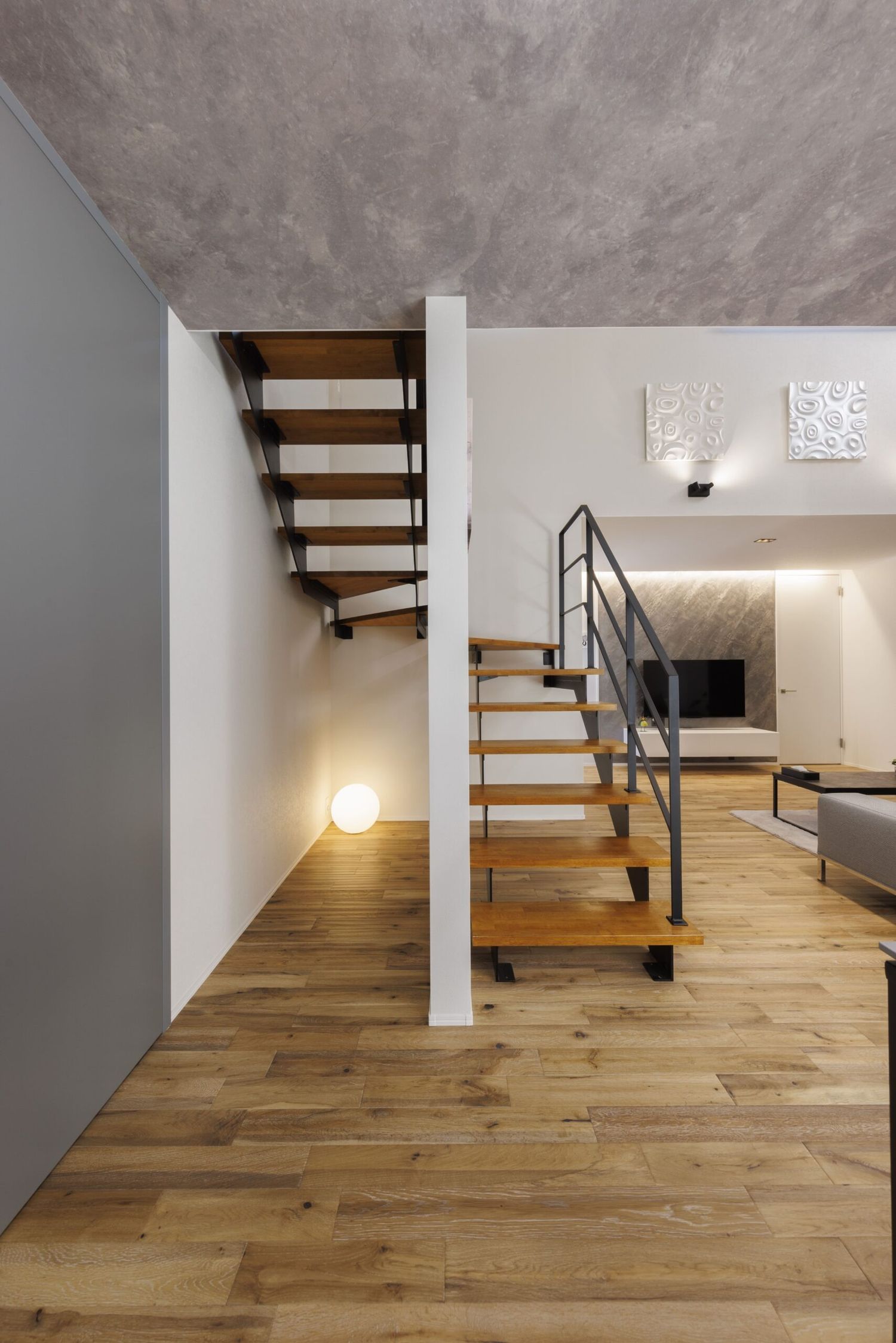 盛岡モデルハウス_階段