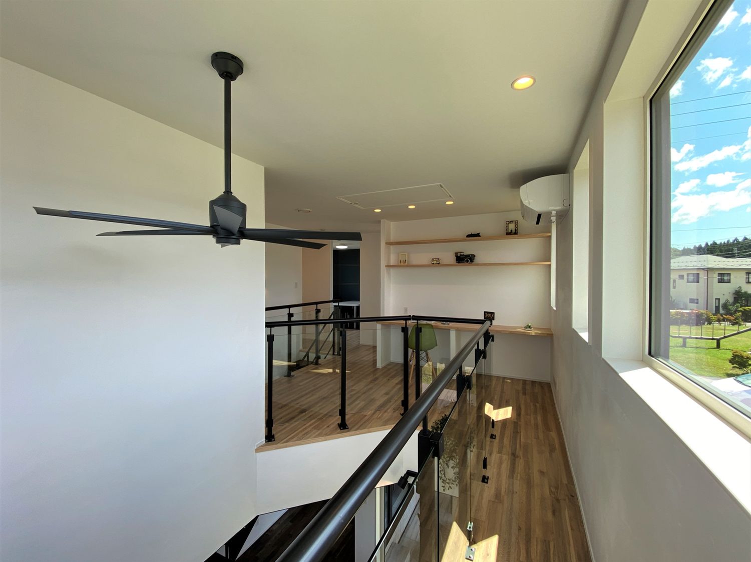 秋田市桜台モデルハウス_廊下