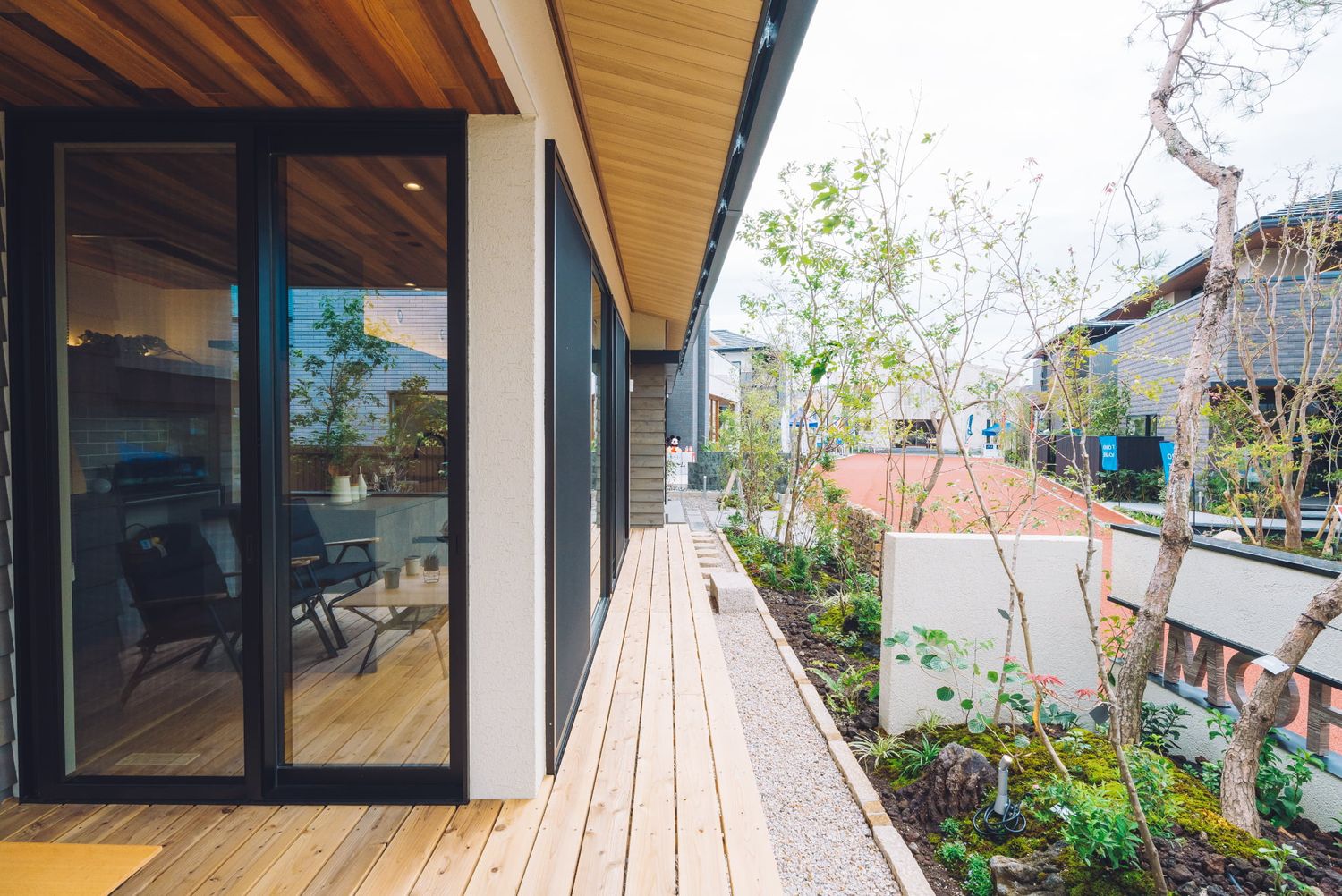 熊日RKK住宅展示場_ウッドデッキ