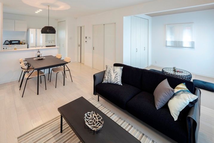 本社横モデル_リビング