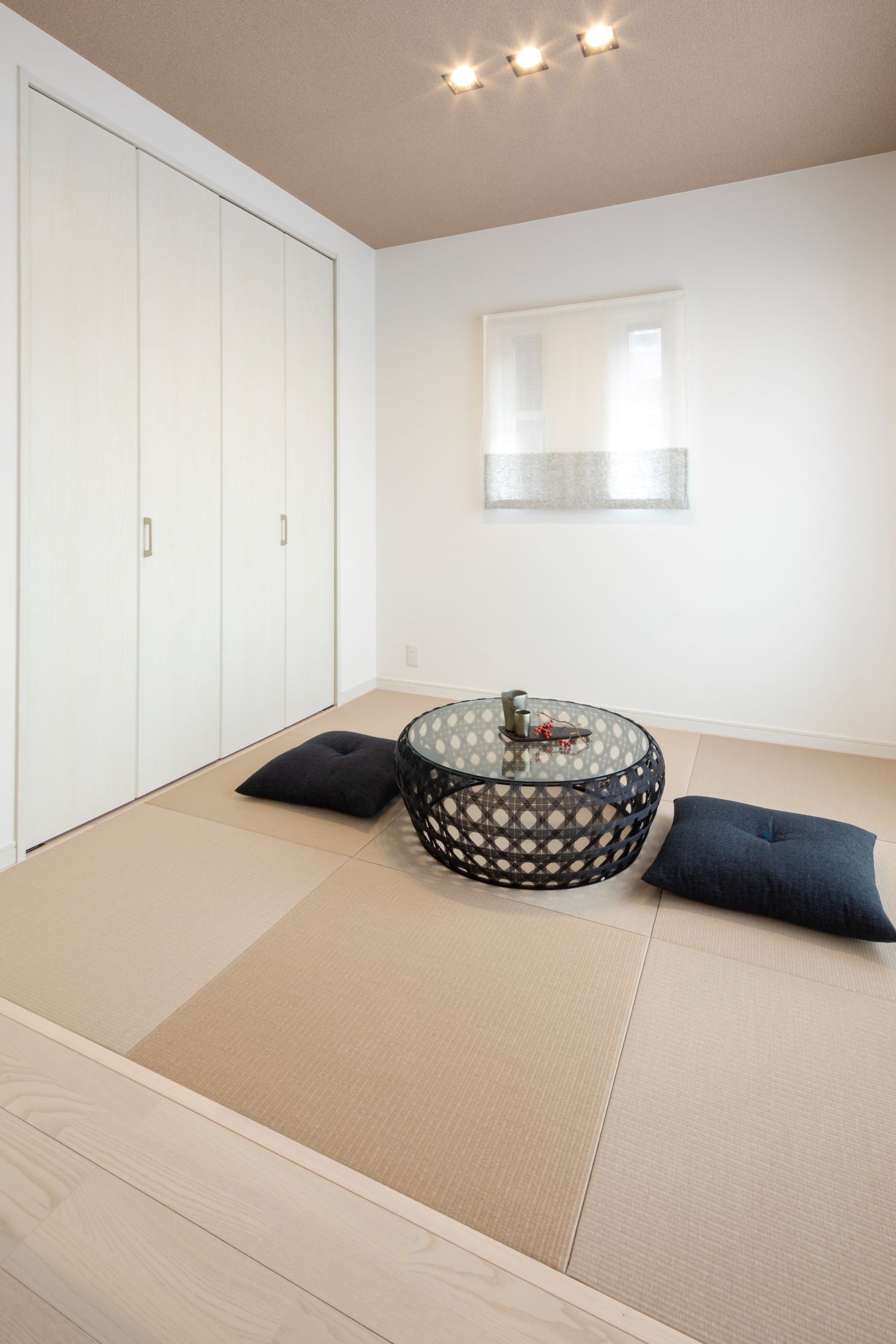 本社横モデル_和室