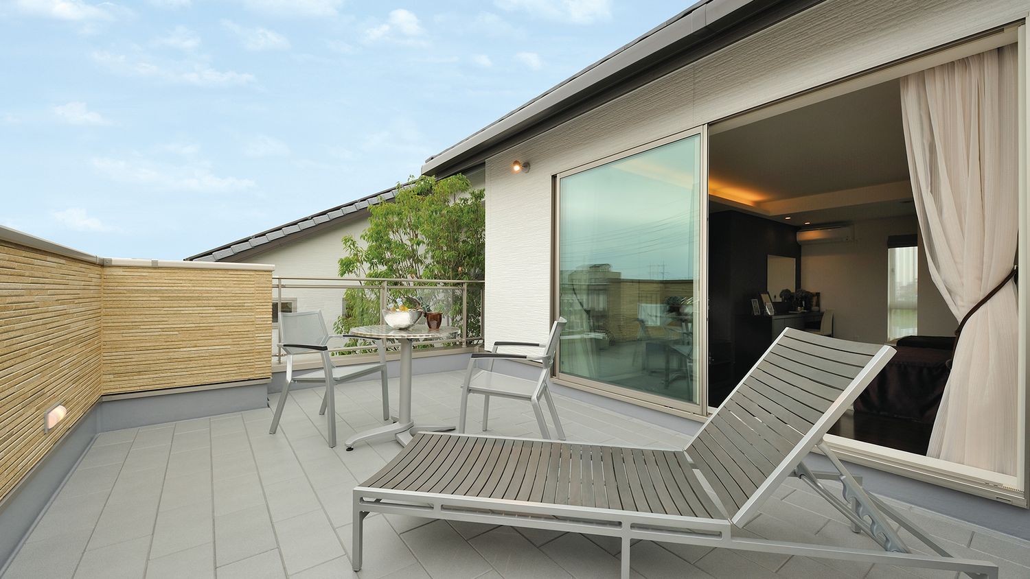 岐阜瑞穂店モデルハウス_ベランダ