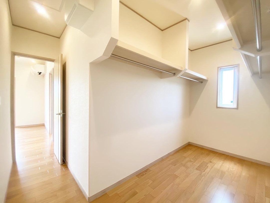 古レンガを使った平屋のおしゃれな家_WIC