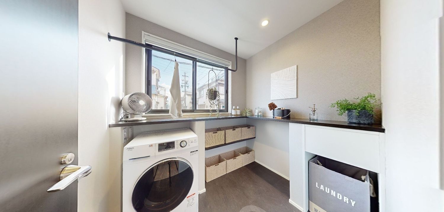 名古屋支店_ランドリールーム