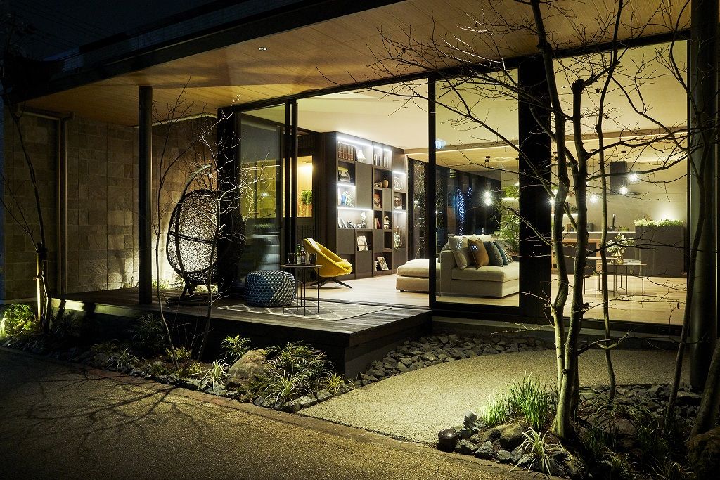 イズ岐阜展示場_ウッドデッキ