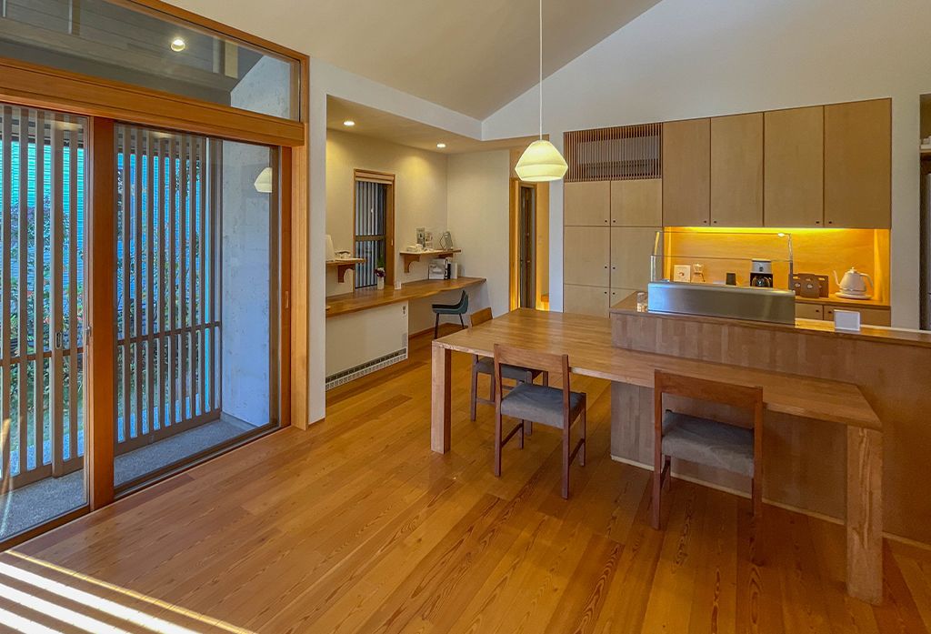 COAN_ダイニング