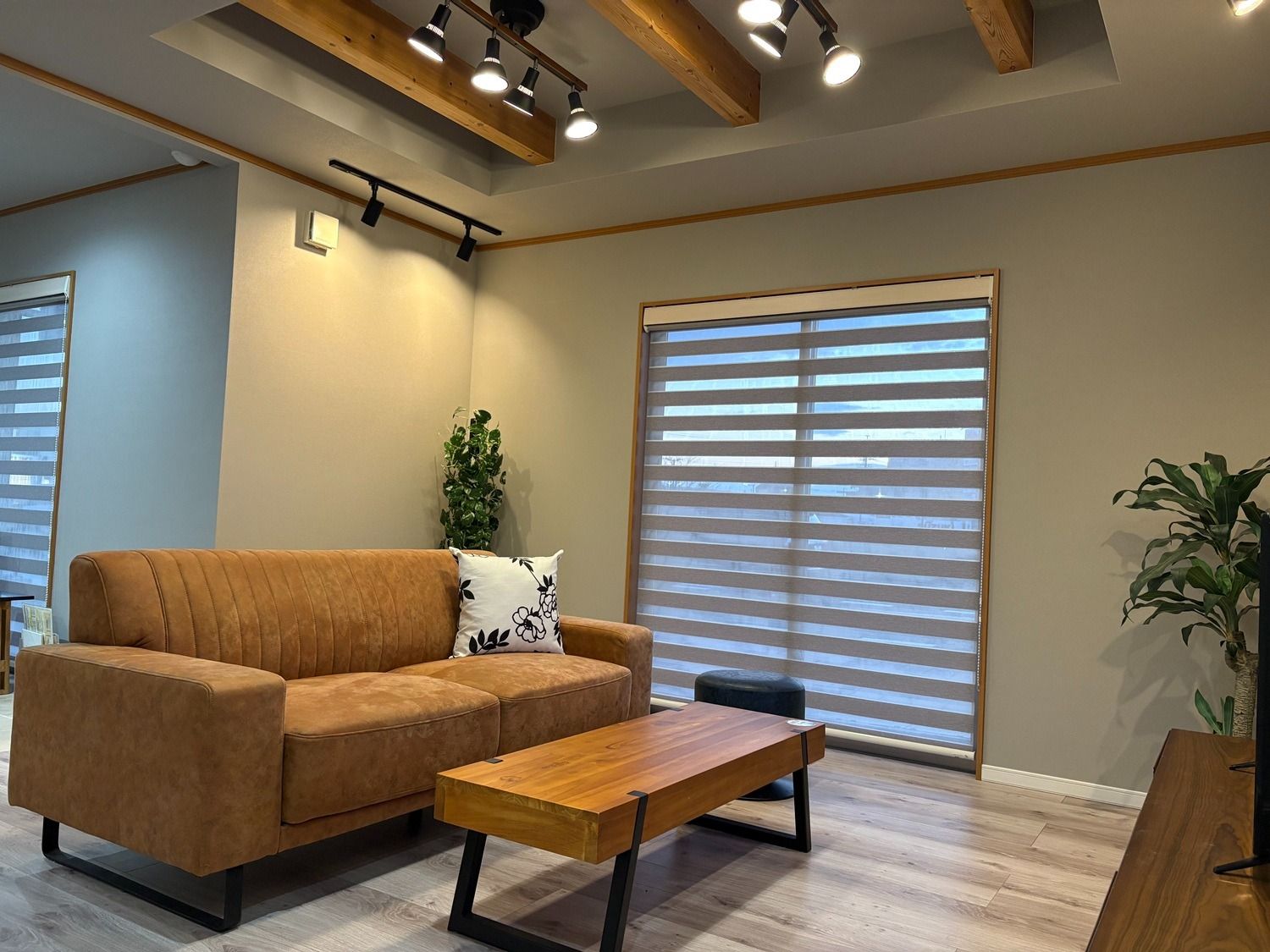 アイフルホーム一宮東店_リビング