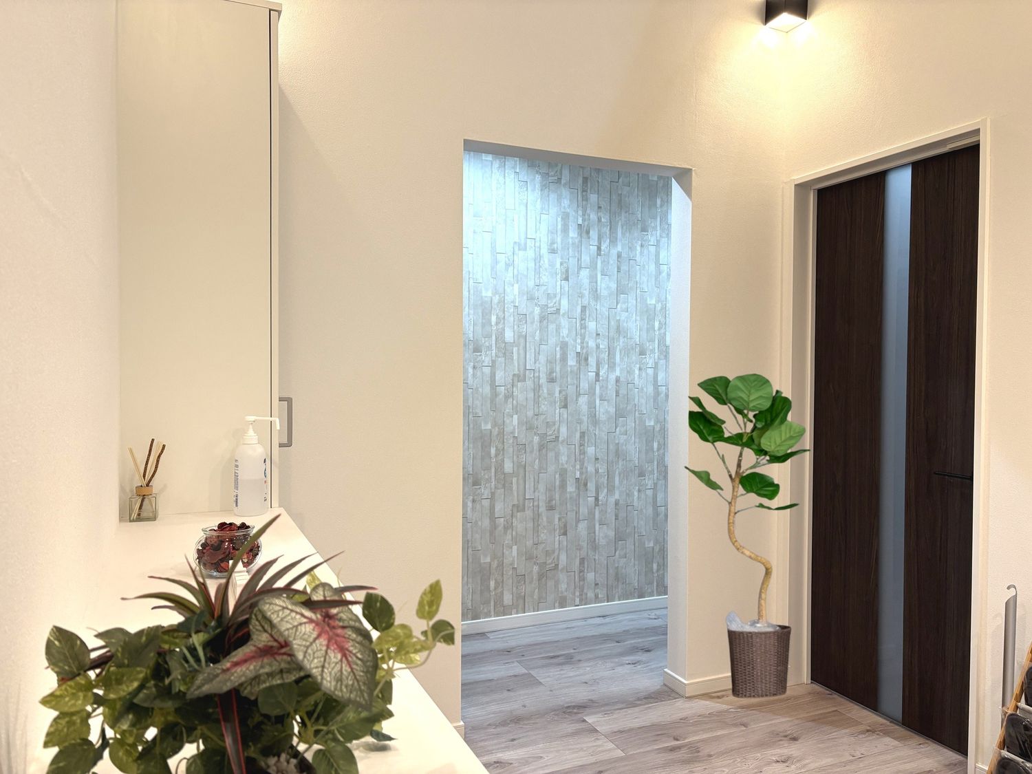 アイフルホーム一宮東店_廊下