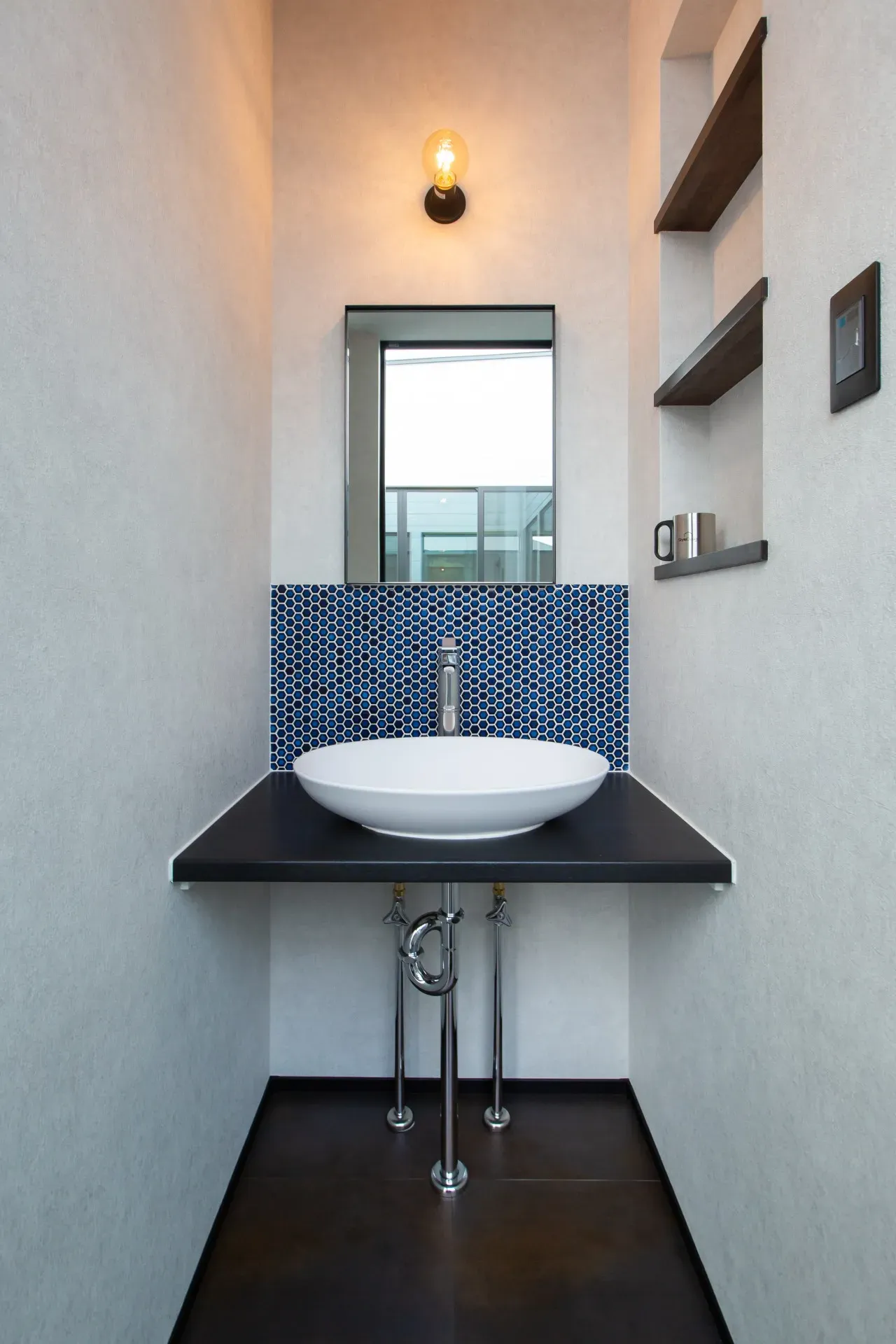 スローライフを満喫する家_洗面