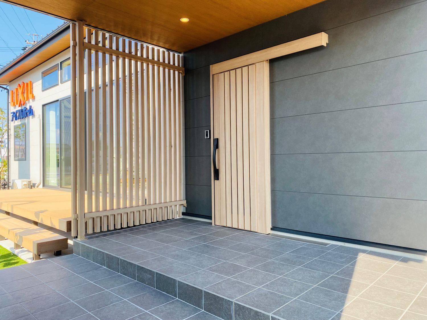 アイフルホーム稲沢店_玄関