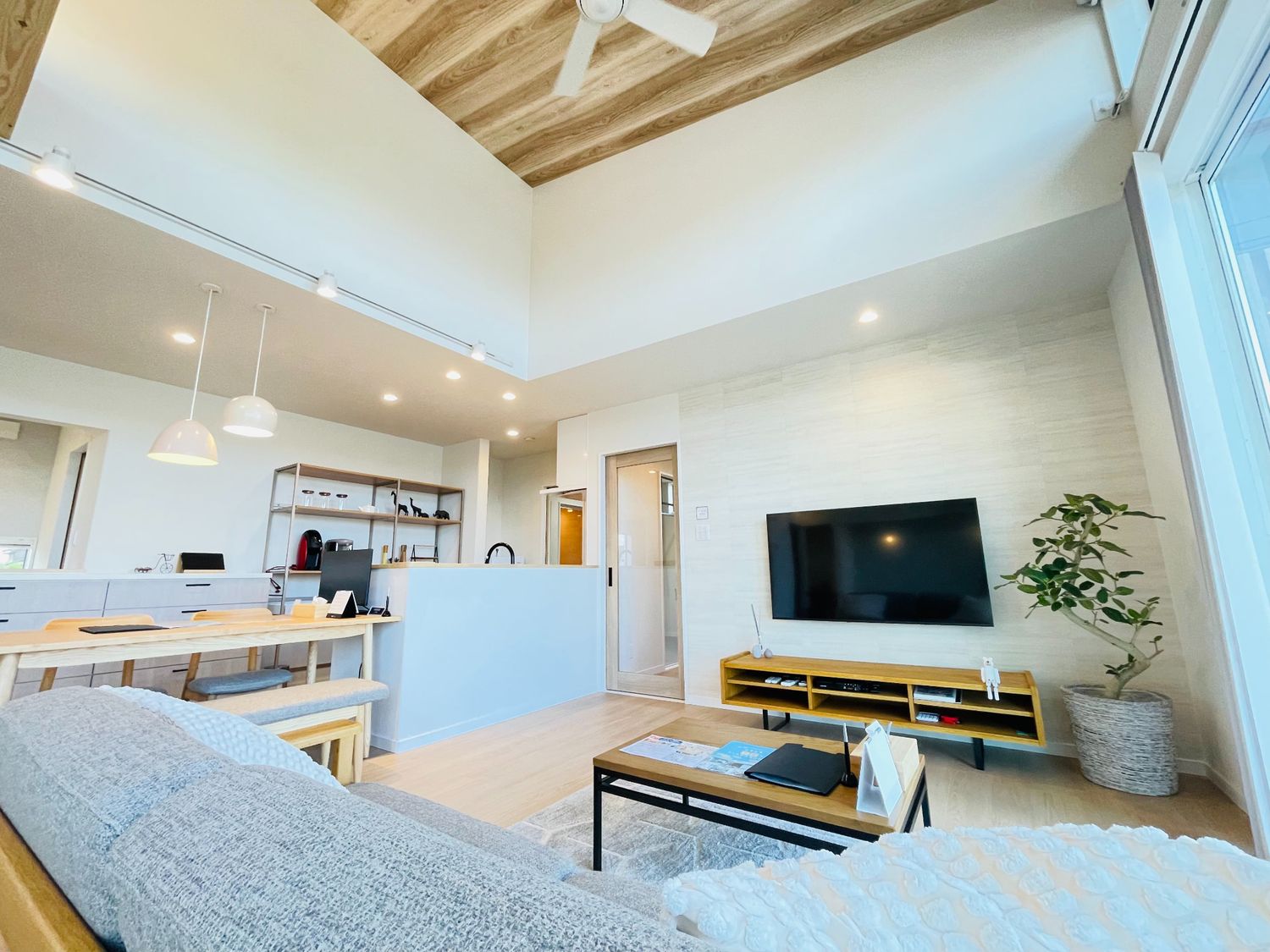 アイフルホーム稲沢店_リビング