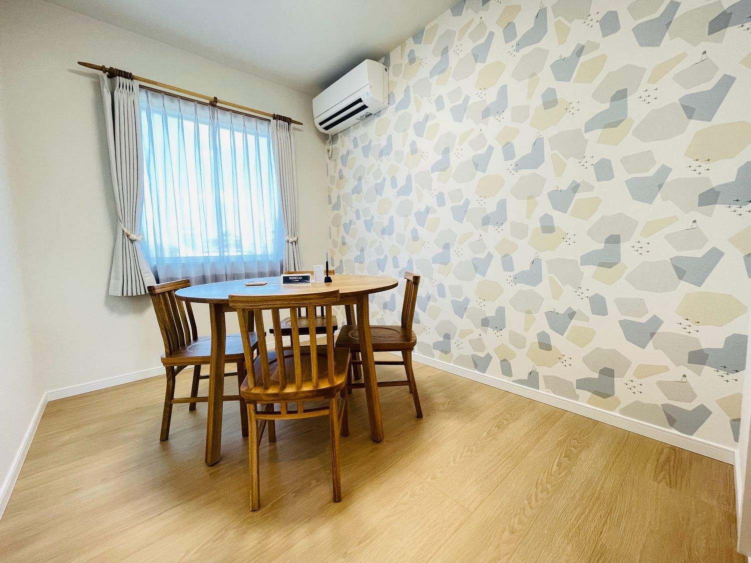 アイフルホーム稲沢店_洋室