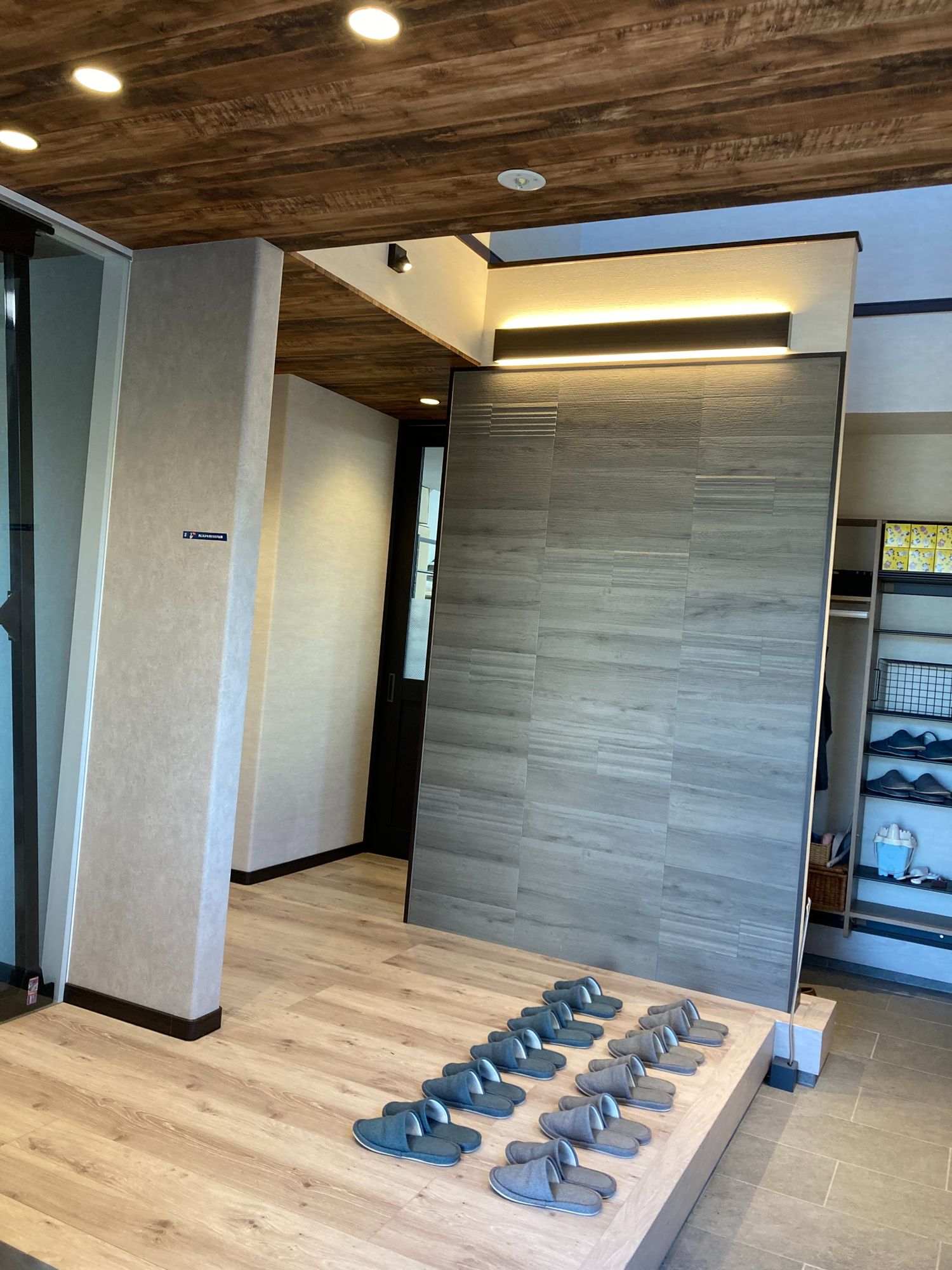 アイフルホーム蟹江展示場_玄関