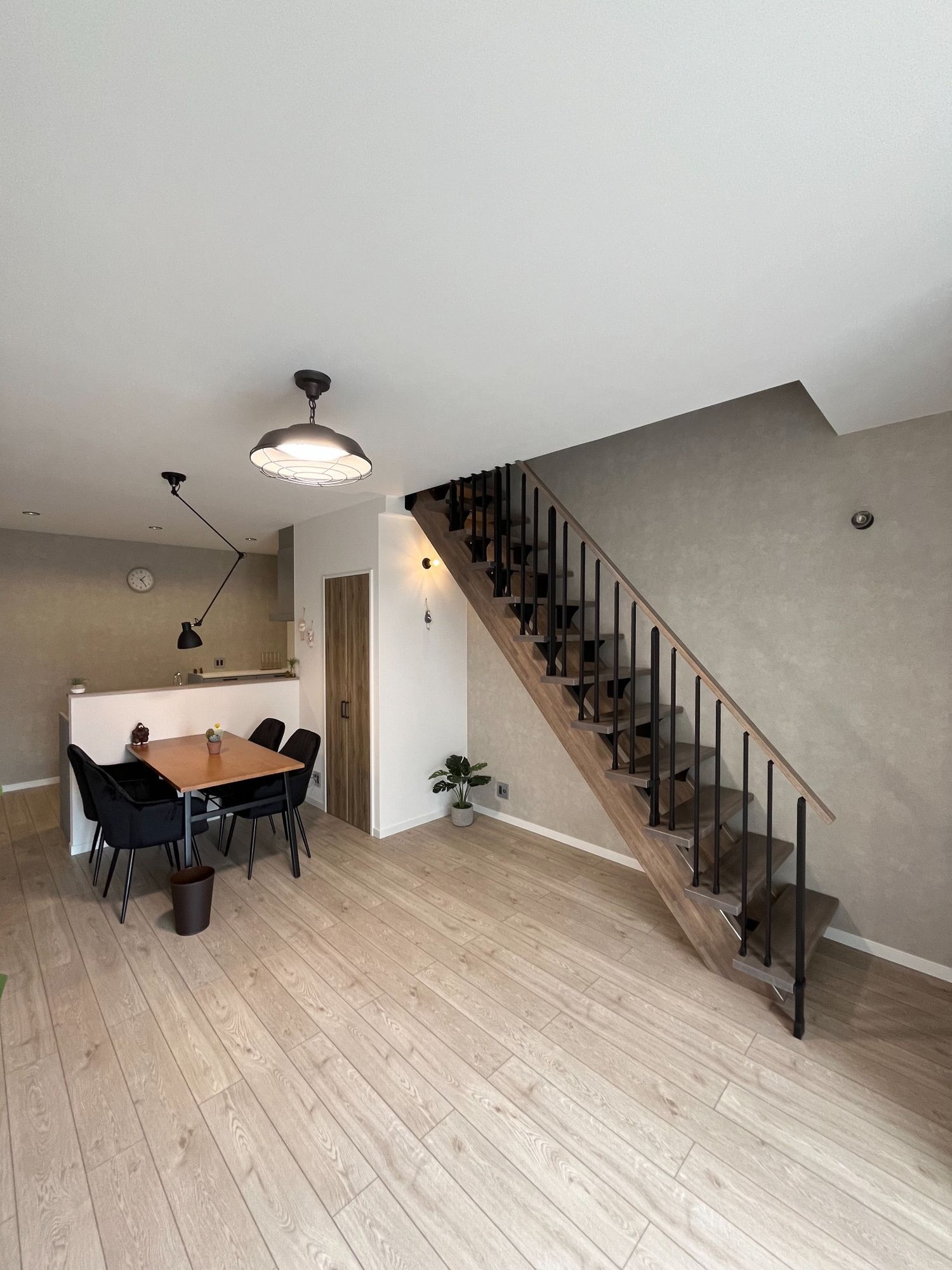 アイフルホーム中村公園駅展示場_LDK