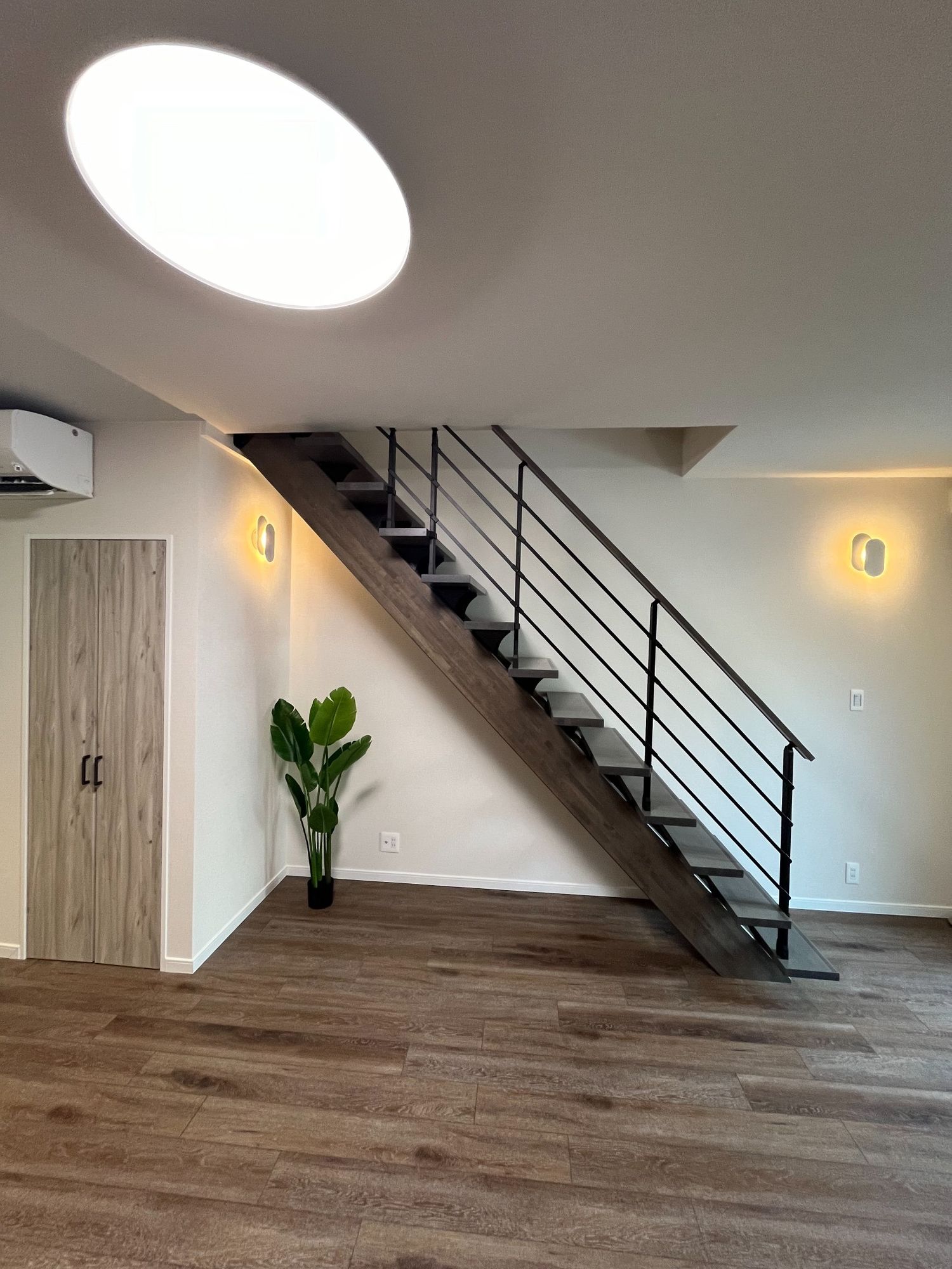 アイフルホーム名古屋駅展示場_階段