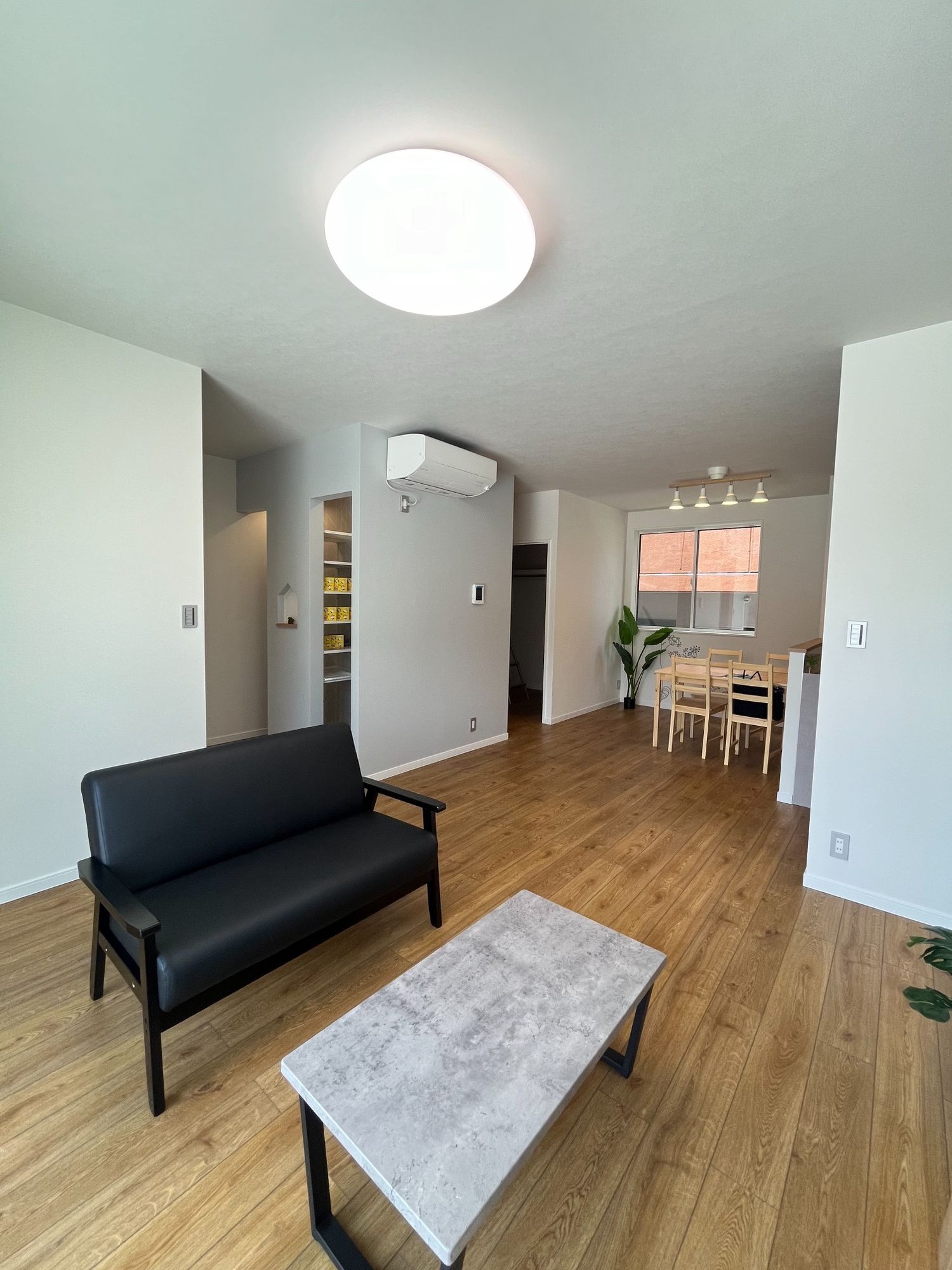 アイフルホーム有松展示場_リビング