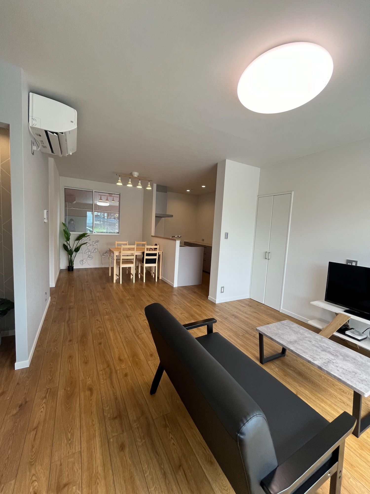 アイフルホーム有松展示場_リビング