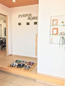 アイフルホーム鳴海展示場_玄関