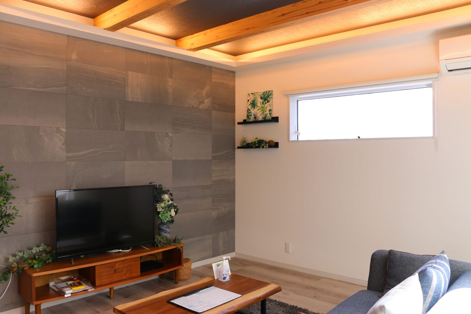 アイフルホーム東郷展示場_リビング