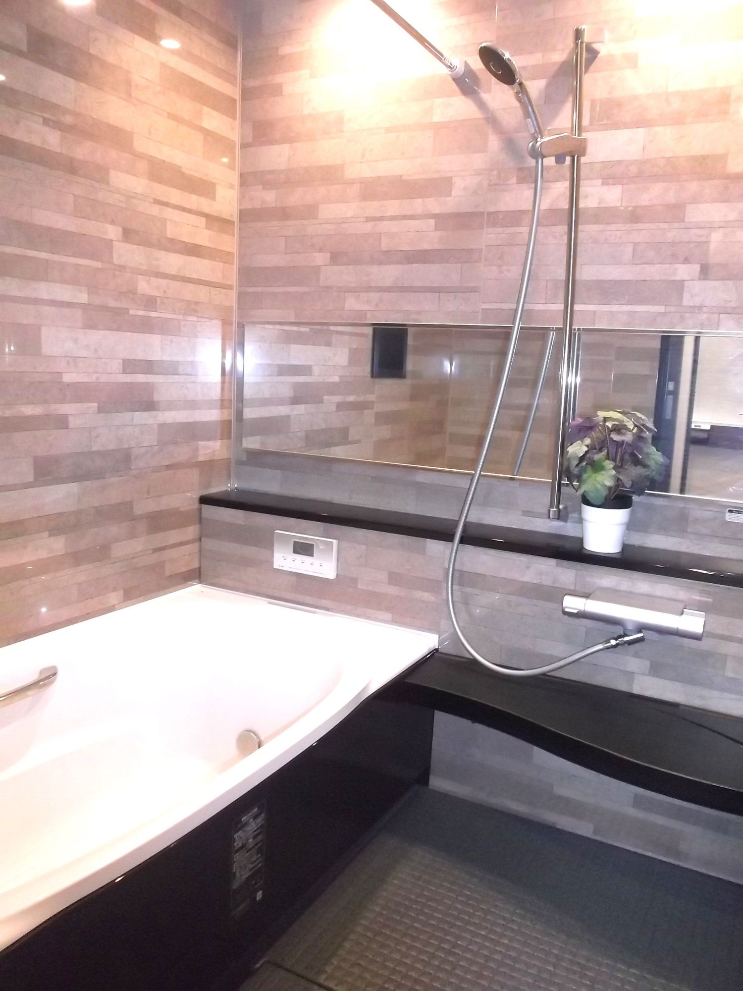 アイフルホーム名古屋中央店_浴室