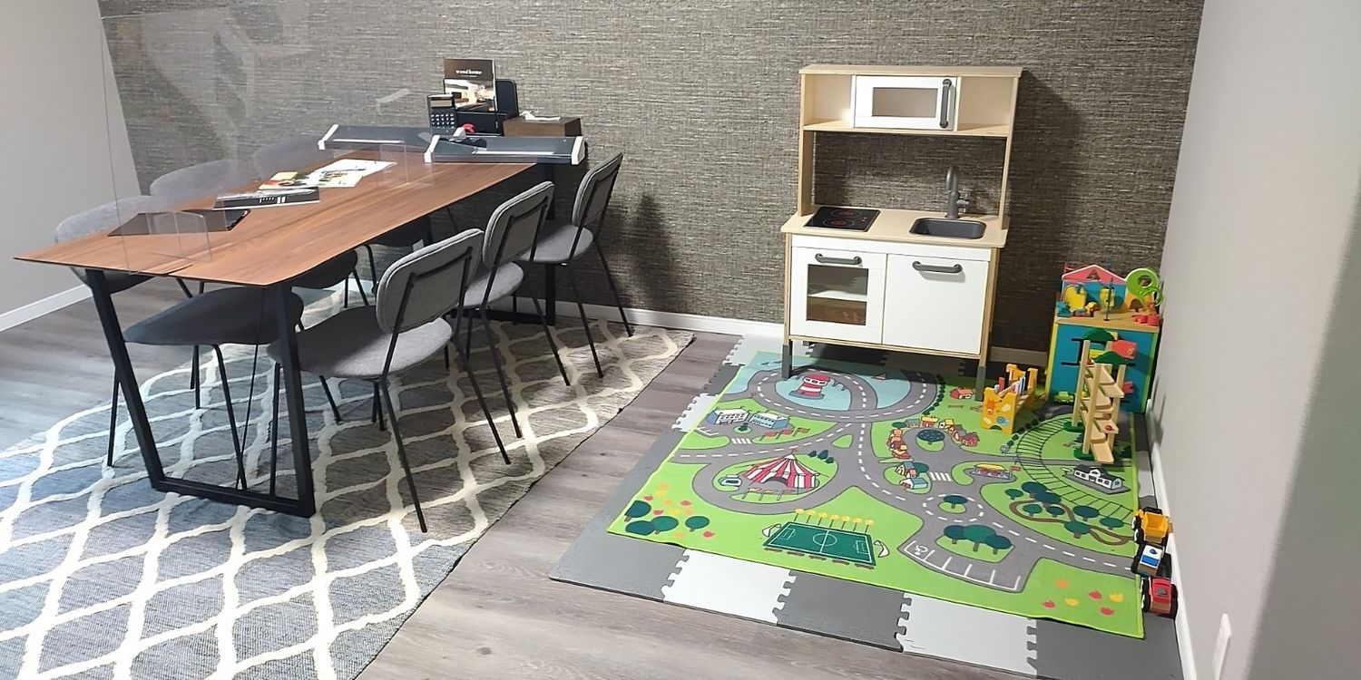 アイフルホーム瀬戸店_打ち合わせ室