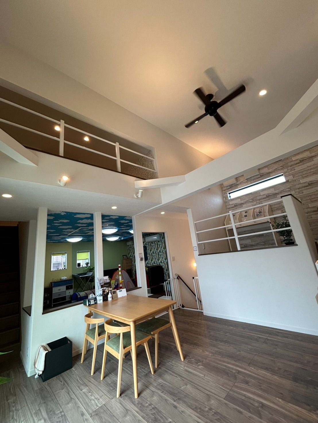 アイフルホーム名古屋東店守山展示場_ダイニング