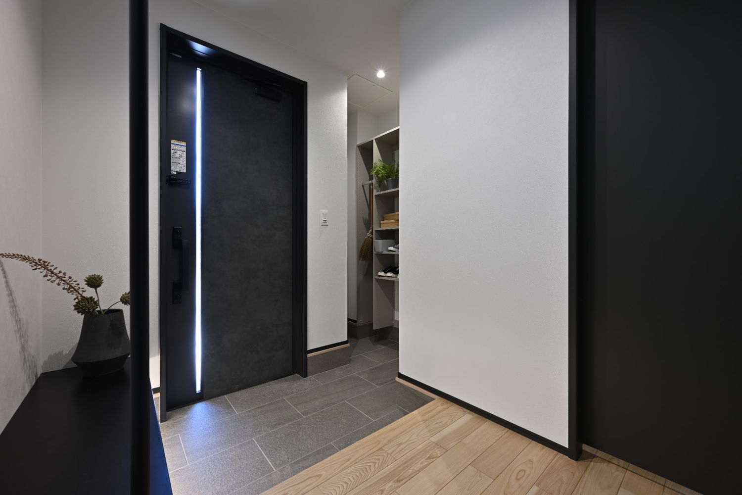 広谷モデル_玄関