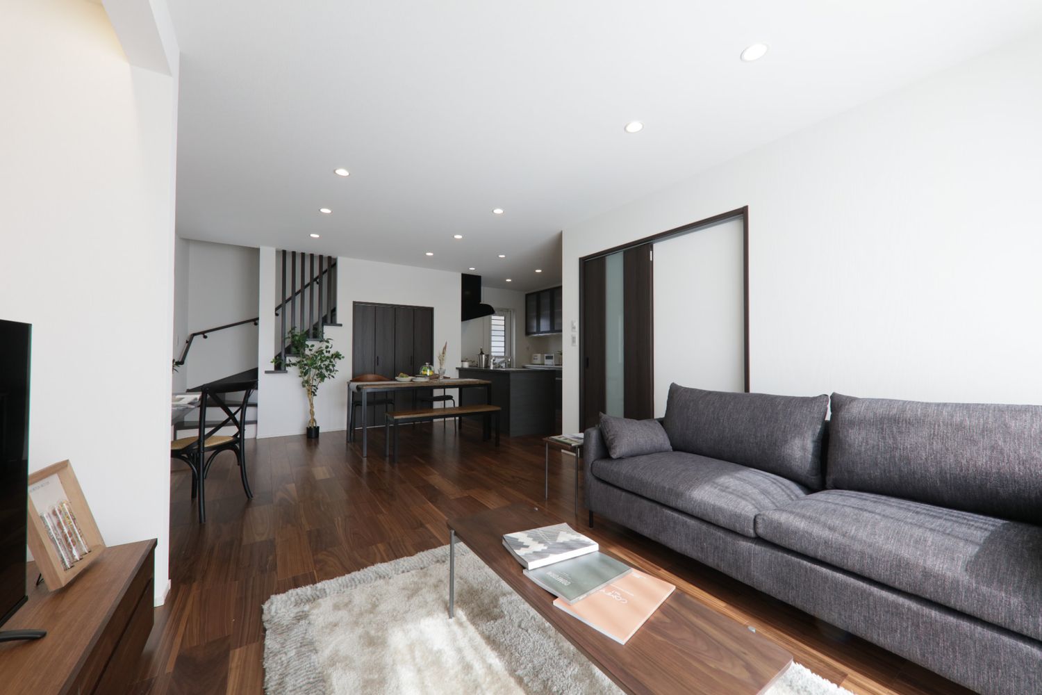 市役所前モデル_リビング