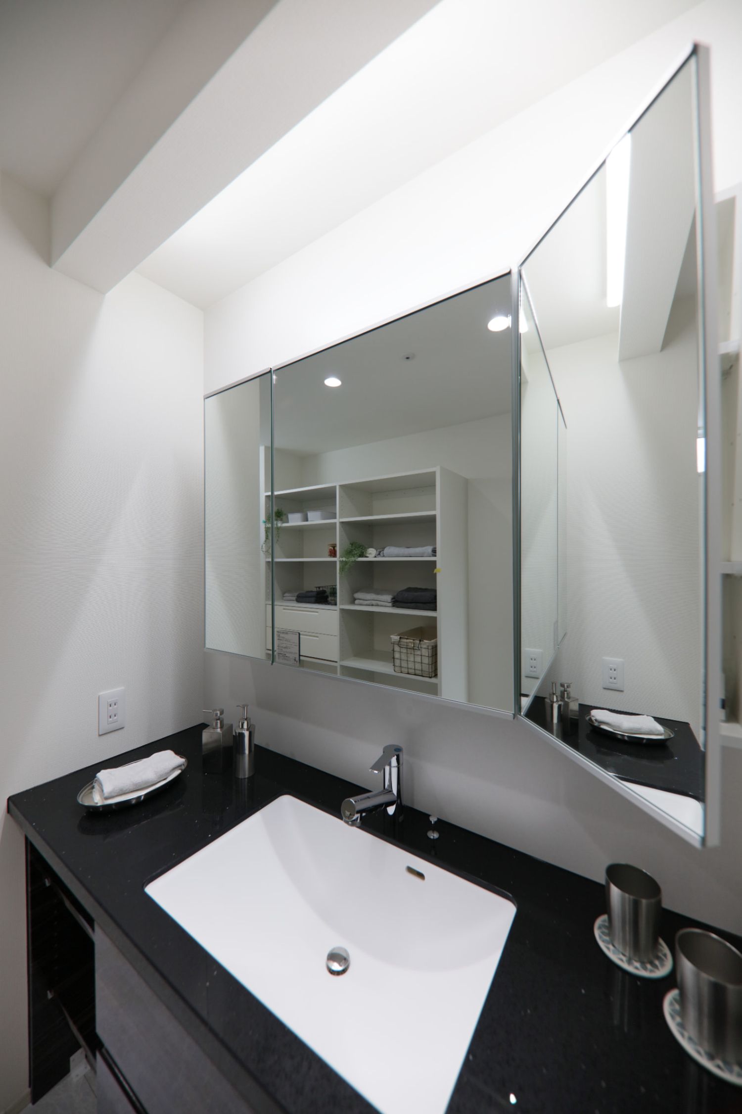 市役所前モデル_洗面